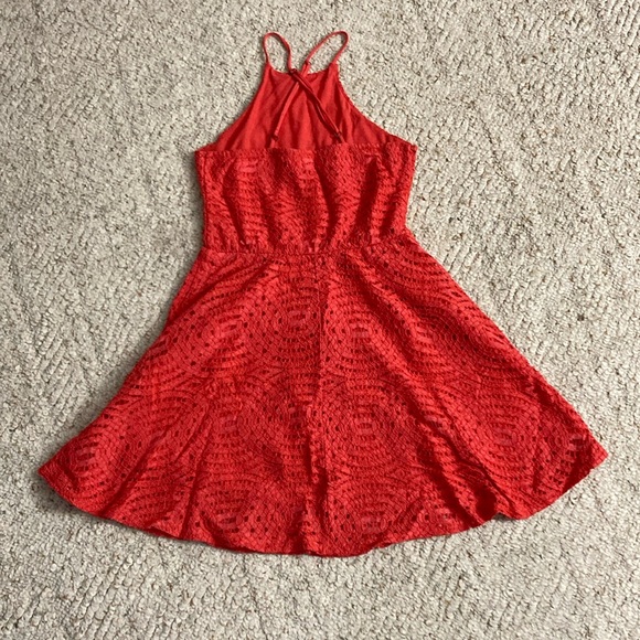 Elegant Red-Orange Dress - Picture 2 of 3